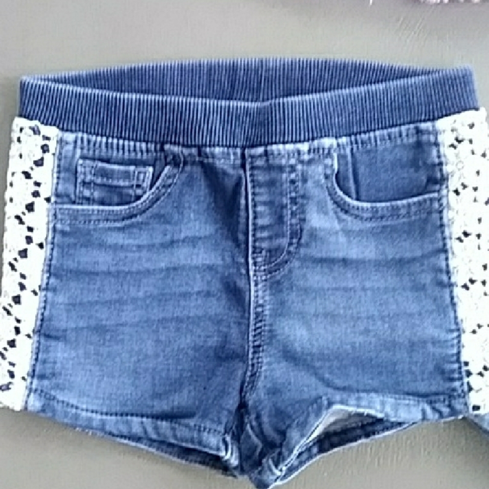 Bundle of 4T Shorts and Skirt Bottoms - Picture 4 of 10